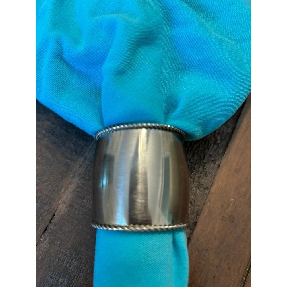 Napkin Ring Set 8 Silver Brushed Metal Braided Rope Trim Barrel Shape